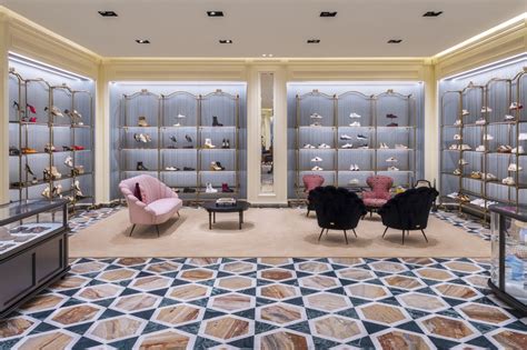 alicante gucci|gucci store locations near me.